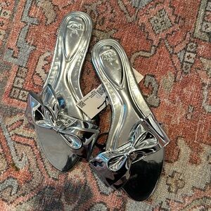 Zara flat sandal silver bow 7.5 NWT